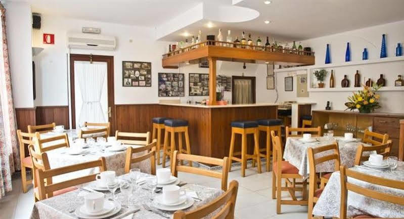Hostal Cala Ratjada Exteriör bild